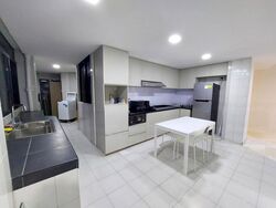 Lakeside Tower (D22), Apartment #458033391